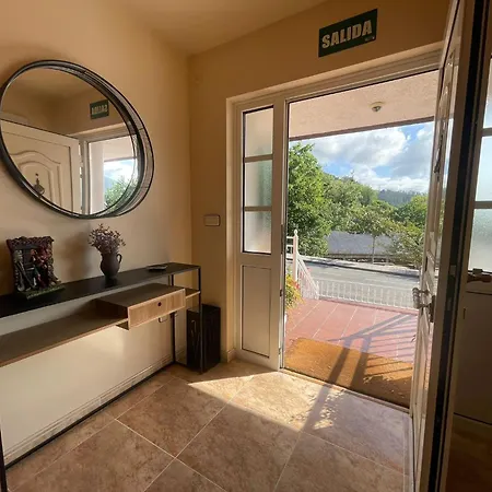 Casa Trasgu 6 Personas En Infiesto Piloña